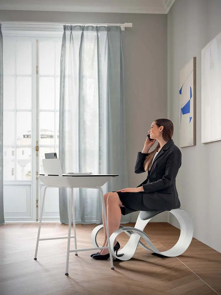 Moon Chair, Ergonomik çok amaçlı koltuk - Kavela Furniture